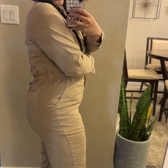 Romper - Picture 2 of 3